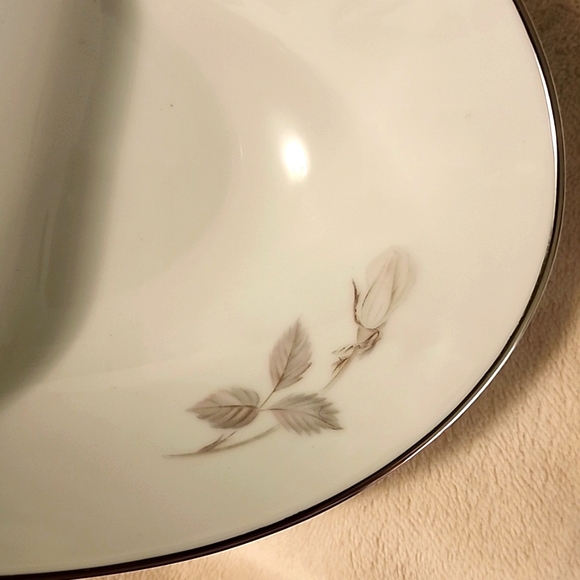 MCM Noritake Melrose Divided Dish Large EUC Beautiful. - Picture 3 of 4